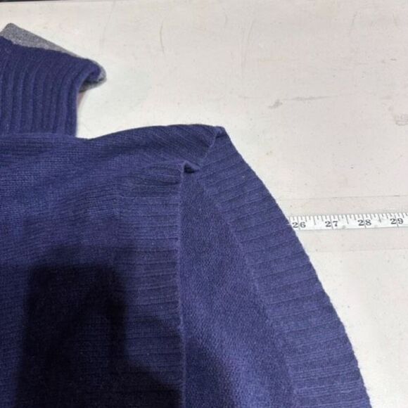 Shae NY Women's Cashmere Wool Crochet Trim Knit Pullover Sweater Navy Medium - Picture 8 of 9